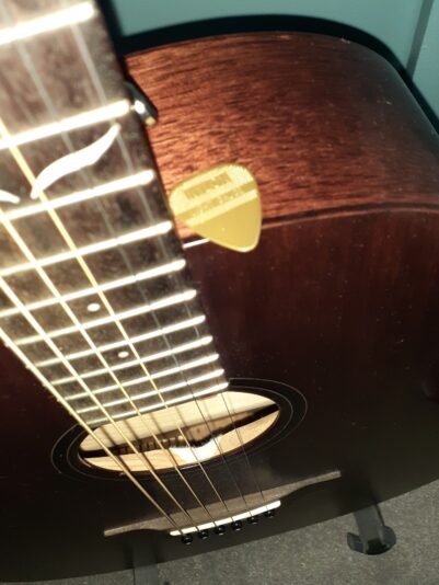 GoldenPlectrum4
