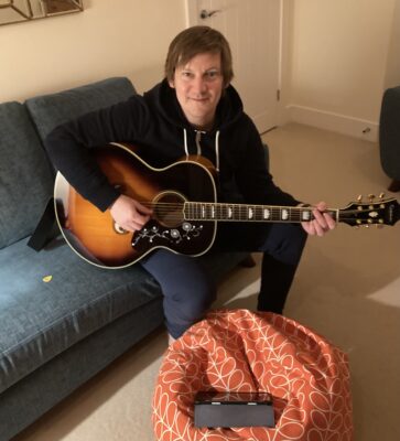 64359DE4-71EC-4158-84E4-A1E91B0BAA38