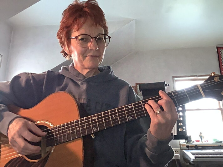 4FB56C47-FFE5-4610-84AD-3E721D454484