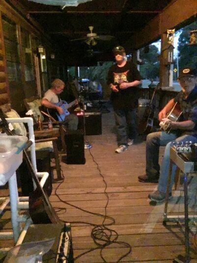 AF630AAD-5454-4E15-B8AB-2C90900610A5