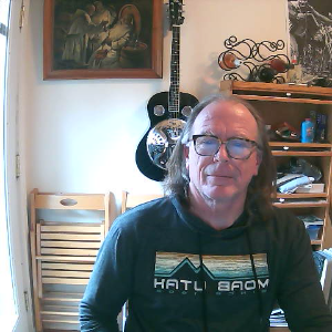 Profile photo of les_h