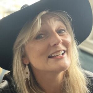 Profile photo of Leslie C